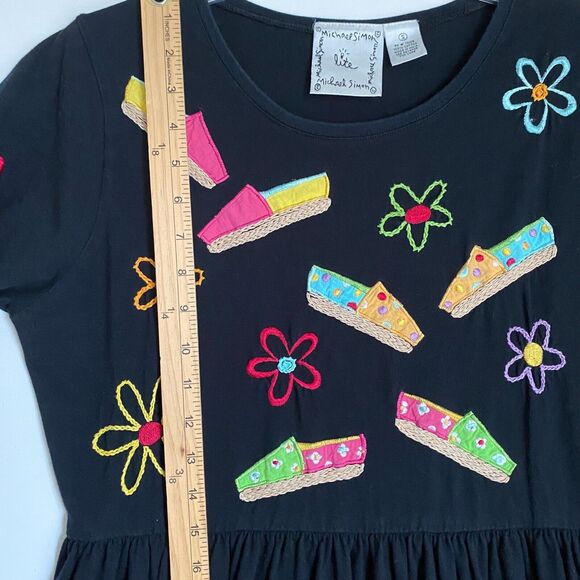 Michael Simon Maxi T-shirt Dress S Black Shoes Embroidered Design Artsy Vacation - Picture 6 of 8